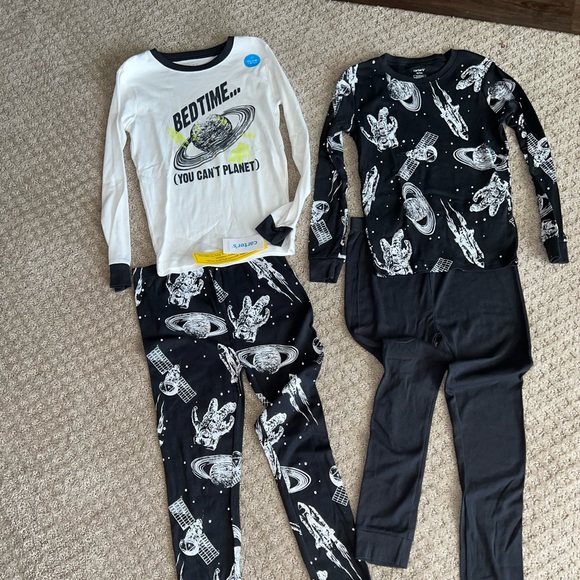 New Carters Glow in the Dark Bedtime You can’t planet pjs - Picture 12 of 12